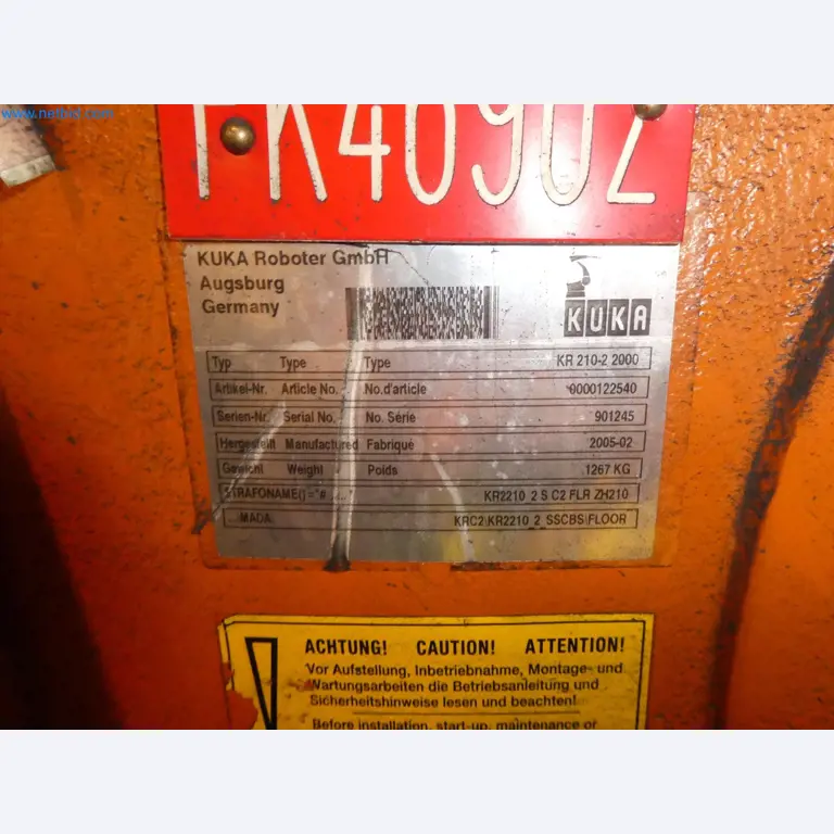 Robots, welding equipment and assembly accessories from the automotive industry-70