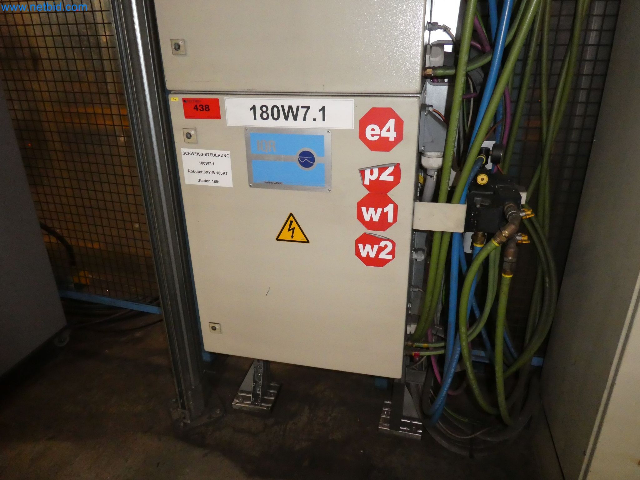 Robots, welding equipment and assembly accessories from the automotive industry-72