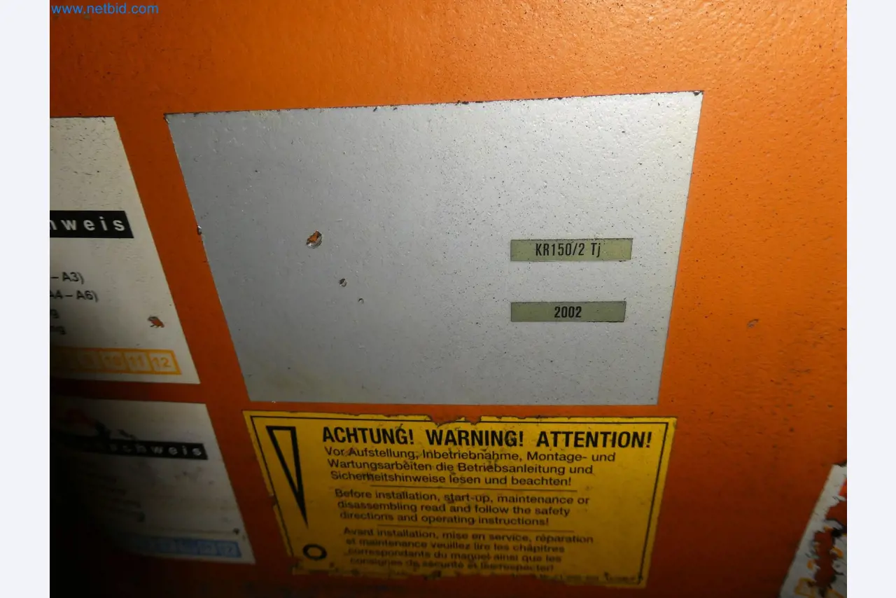 Robots, welding equipment and assembly accessories from the automotive industry-89