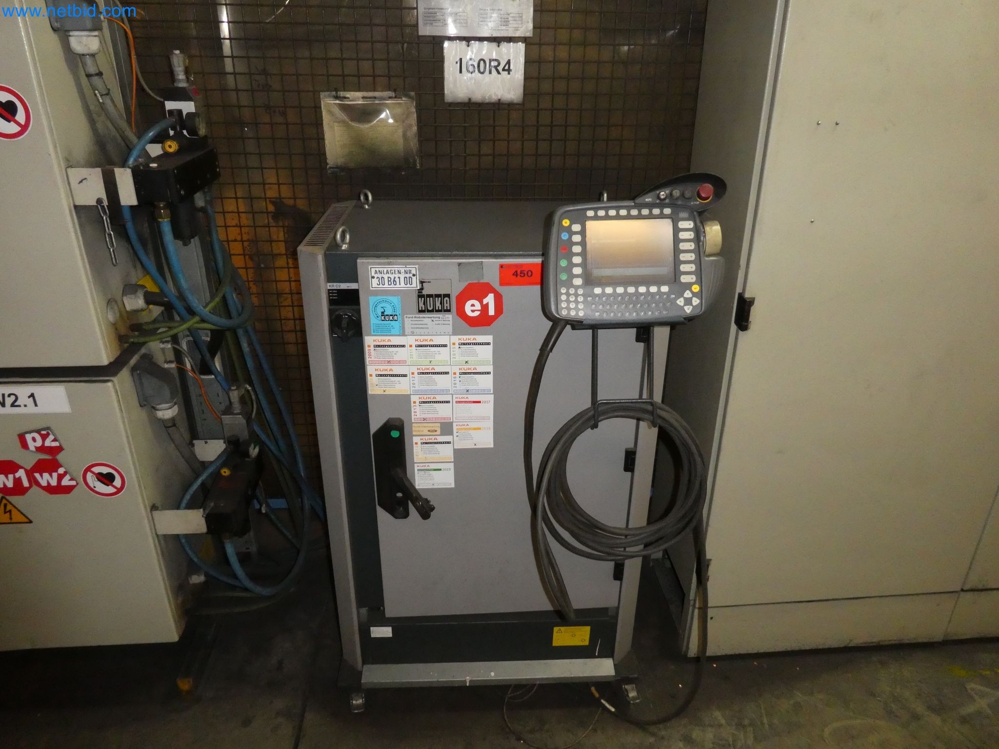 Robots, welding equipment and assembly accessories from the automotive industry-92