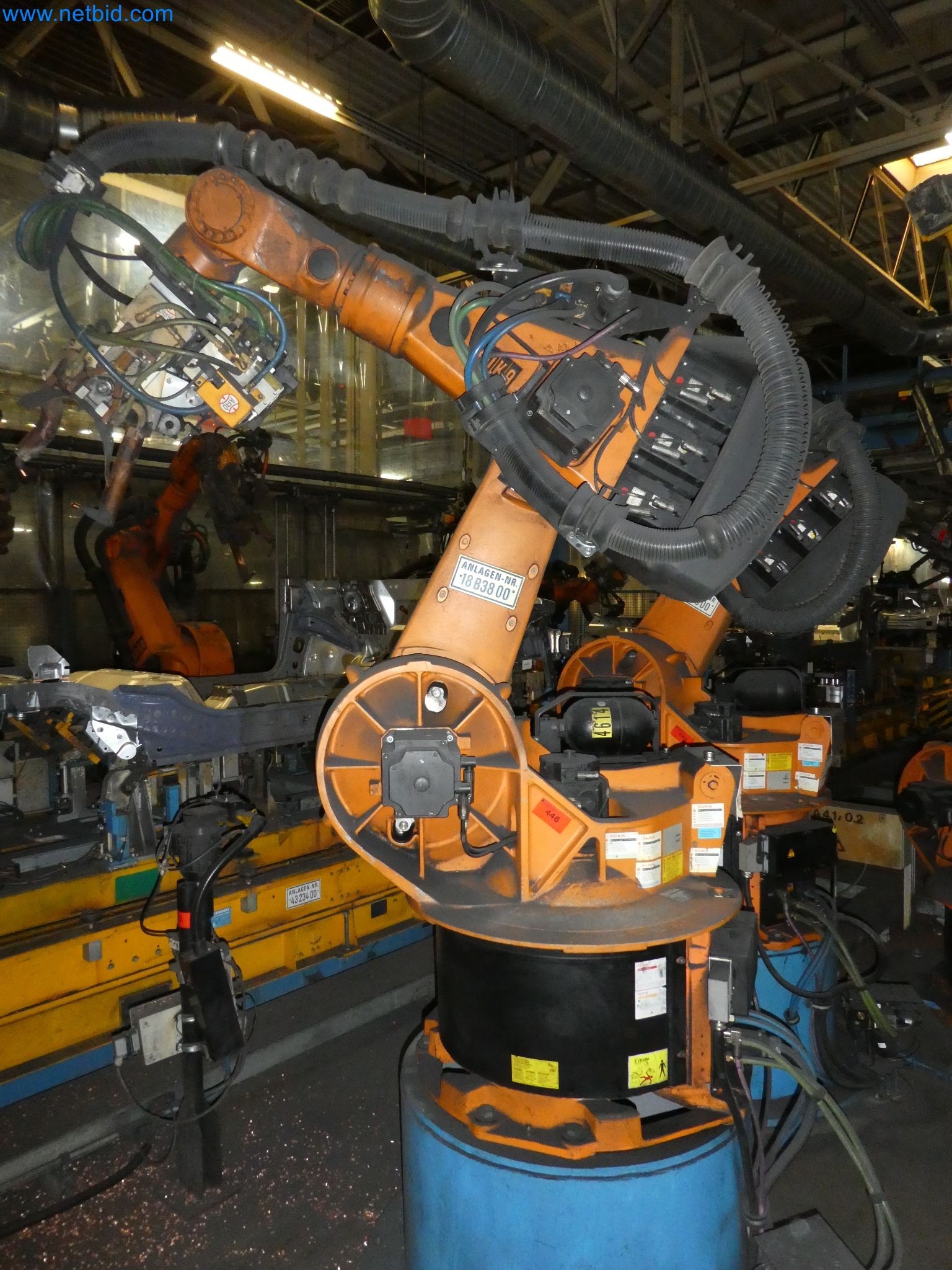 Robots, welding equipment and assembly accessories from the automotive industry-94