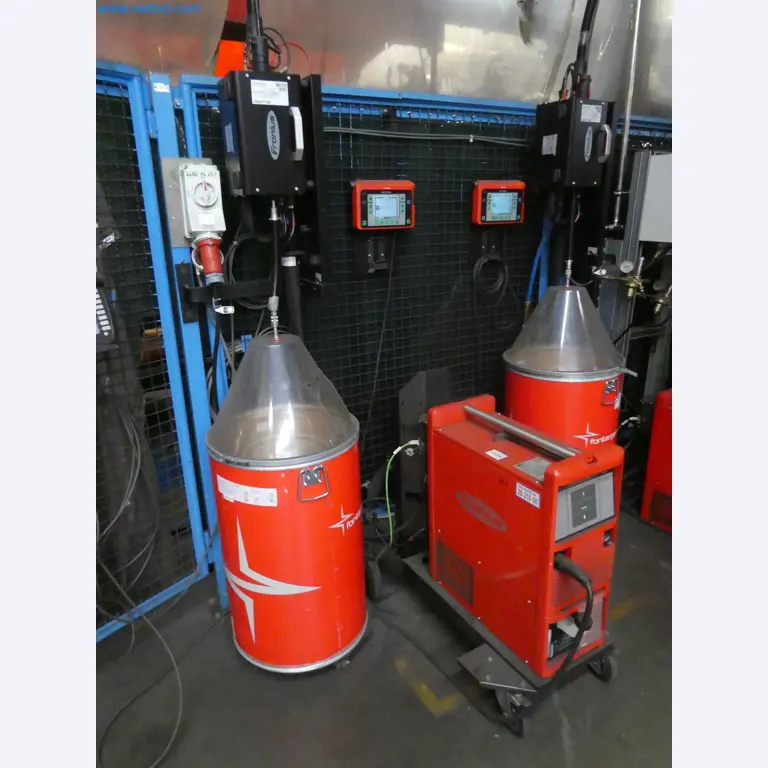 Robots, welding equipment and assembly accessories from the automotive industry-2