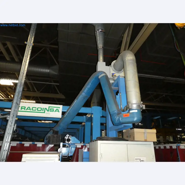 Robots, equipos de soldadura y accesorios de montaje de la industria del automóvil-1