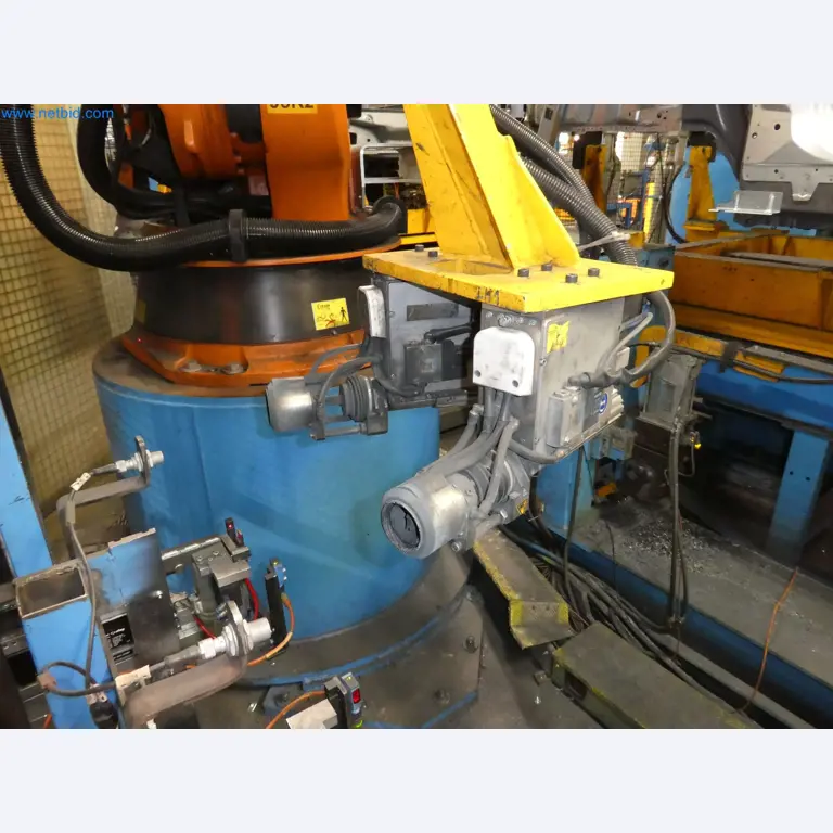 Robots, equipos de soldadura y accesorios de montaje de la industria del automóvil-1