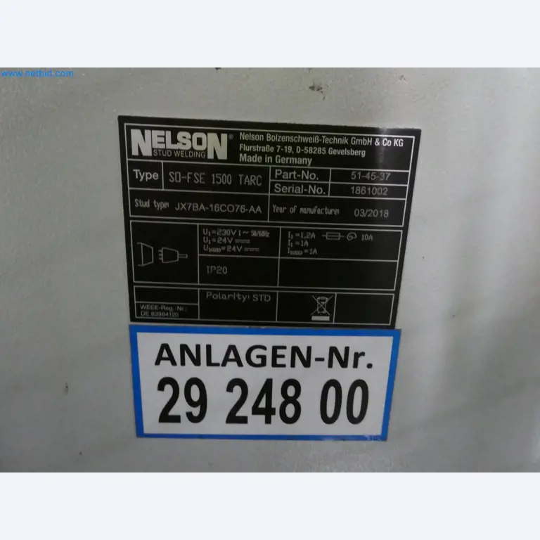 Robots, equipos de soldadura y accesorios de montaje de la industria del automóvil-9