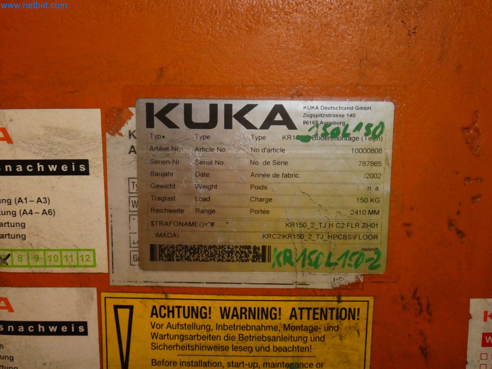 Robots, welding equipment and assembly accessories from the automotive industry-107