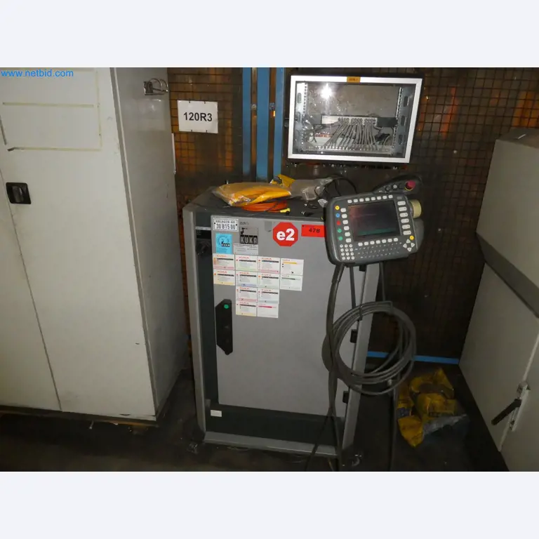 Robots, welding equipment and assembly accessories from the automotive industry-10