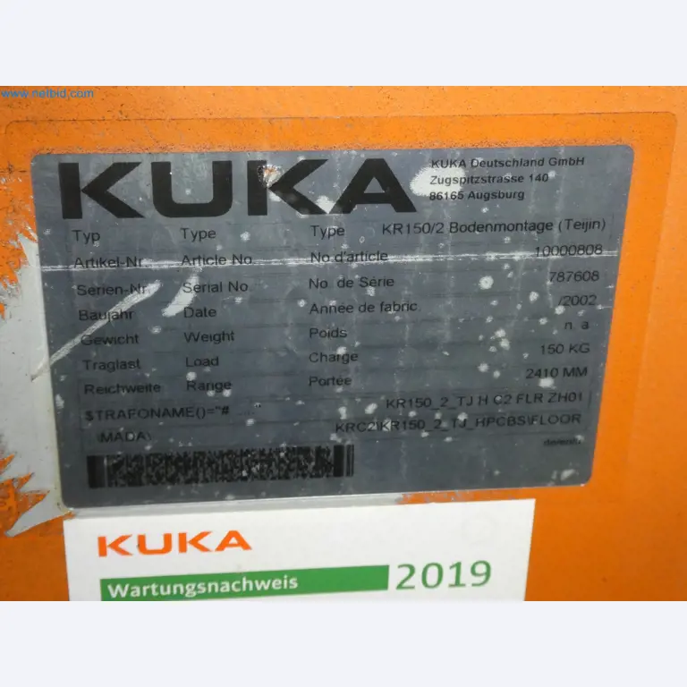 Robots, welding equipment and assembly accessories from the automotive industry-113