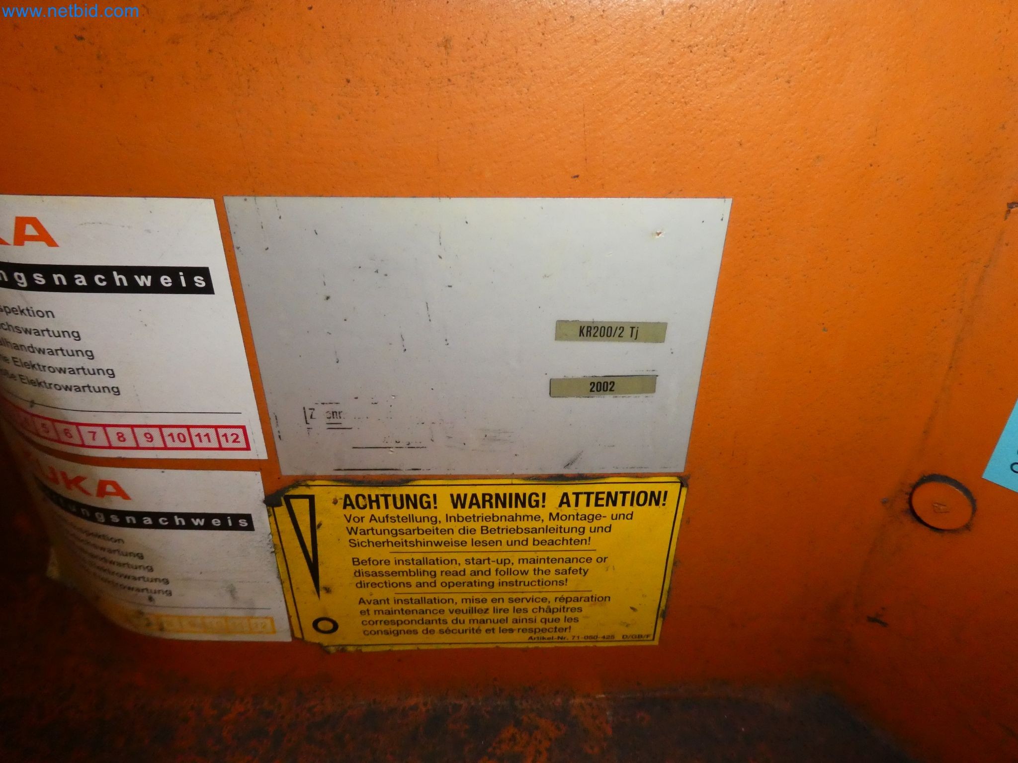 Robots, welding equipment and assembly accessories from the automotive industry-122