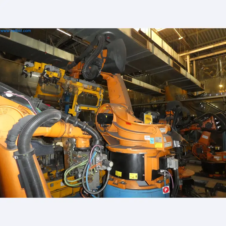 Robots, welding equipment and assembly accessories from the automotive industry-127