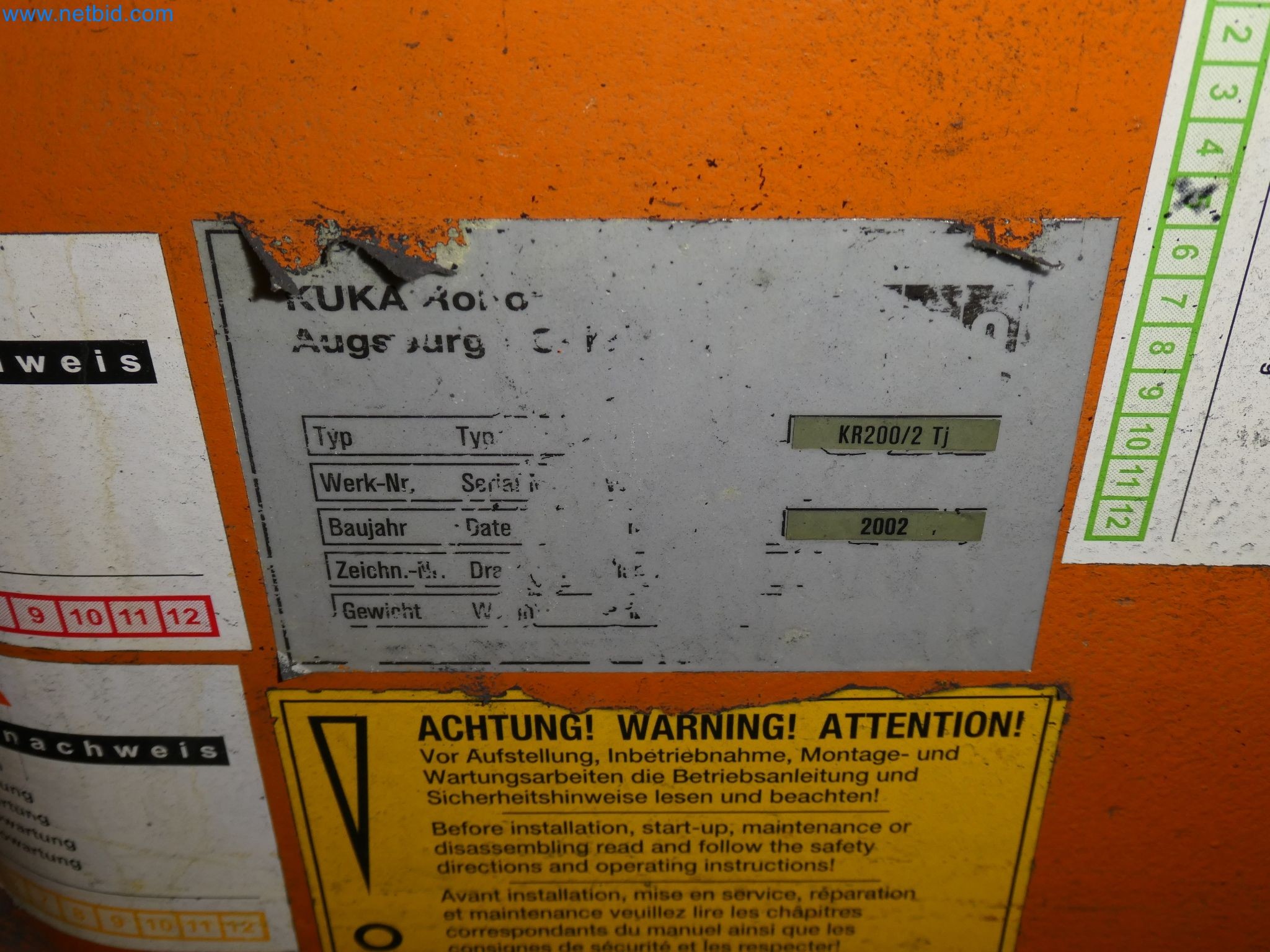 Robots, welding equipment and assembly accessories from the automotive industry-12