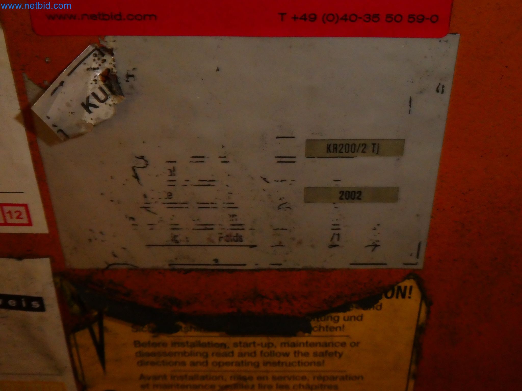 Robots, welding equipment and assembly accessories from the automotive industry-131