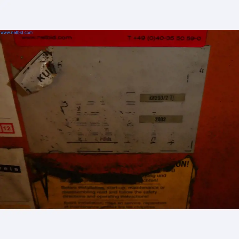 Robots, welding equipment and assembly accessories from the automotive industry-131