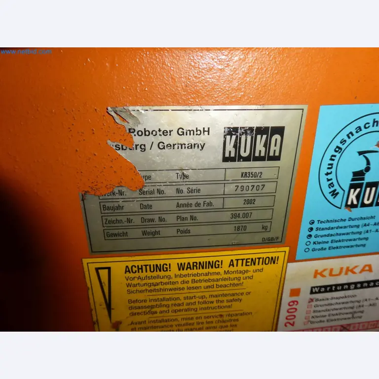 Robots, welding equipment and assembly accessories from the automotive industry-21