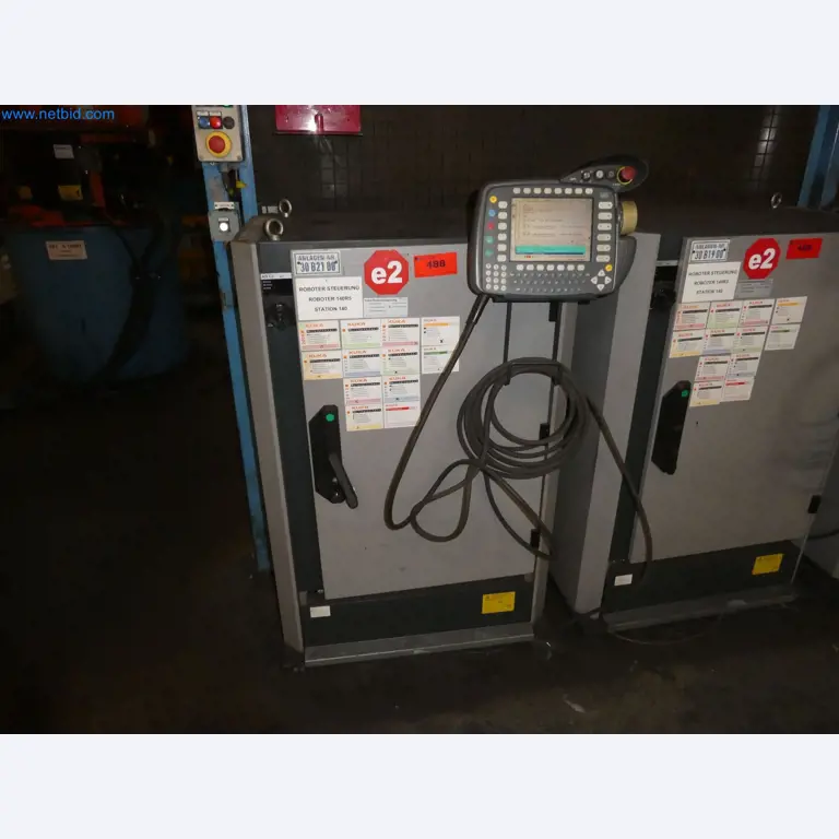 Robots, welding equipment and assembly accessories from the automotive industry-22