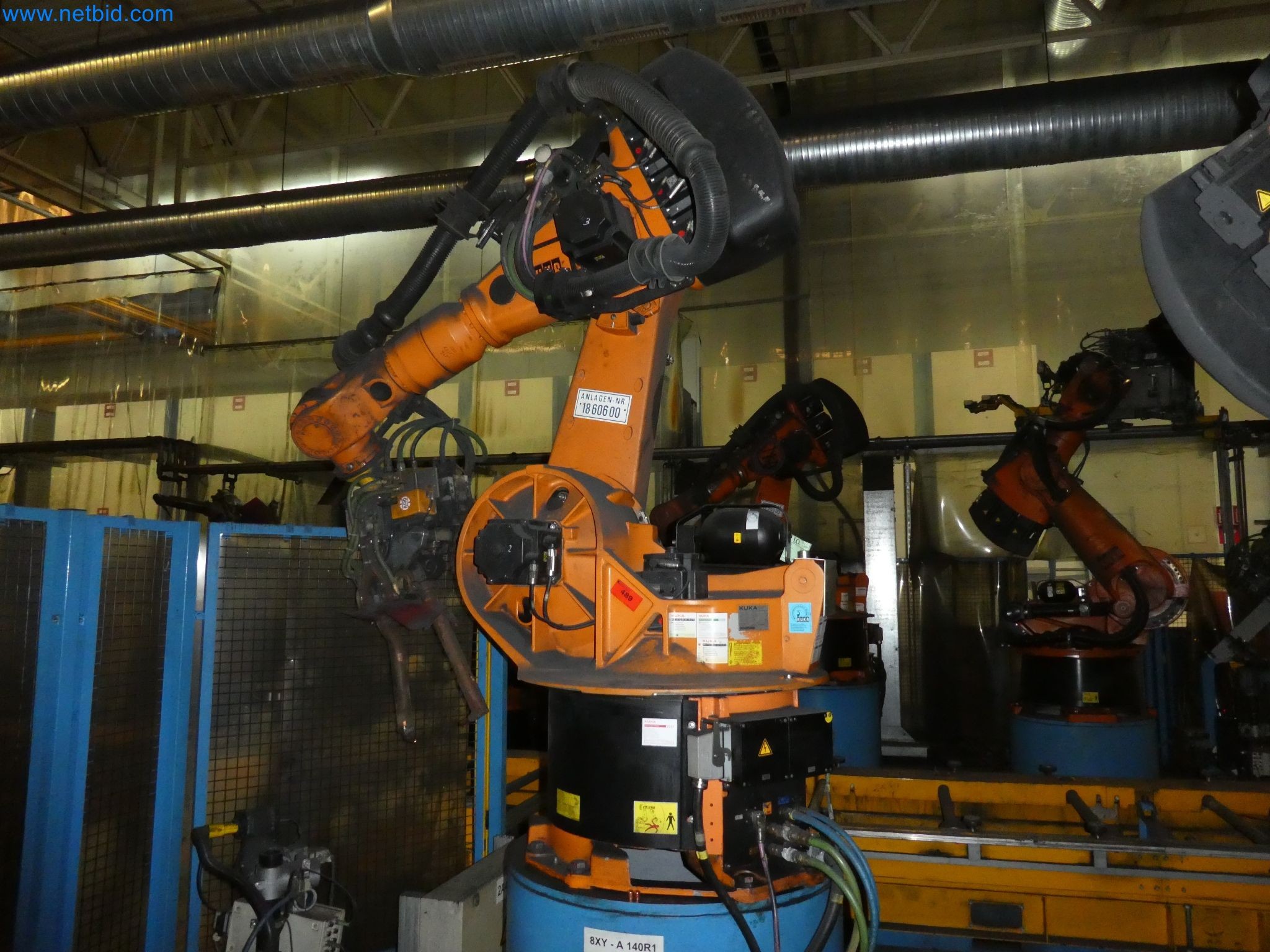 Robots, welding equipment and assembly accessories from the automotive industry-23