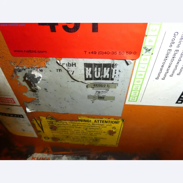 Robots, welding equipment and assembly accessories from the automotive industry-28