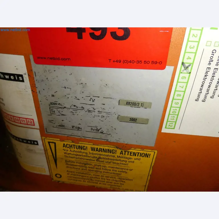 Robots, welding equipment and assembly accessories from the automotive industry-31