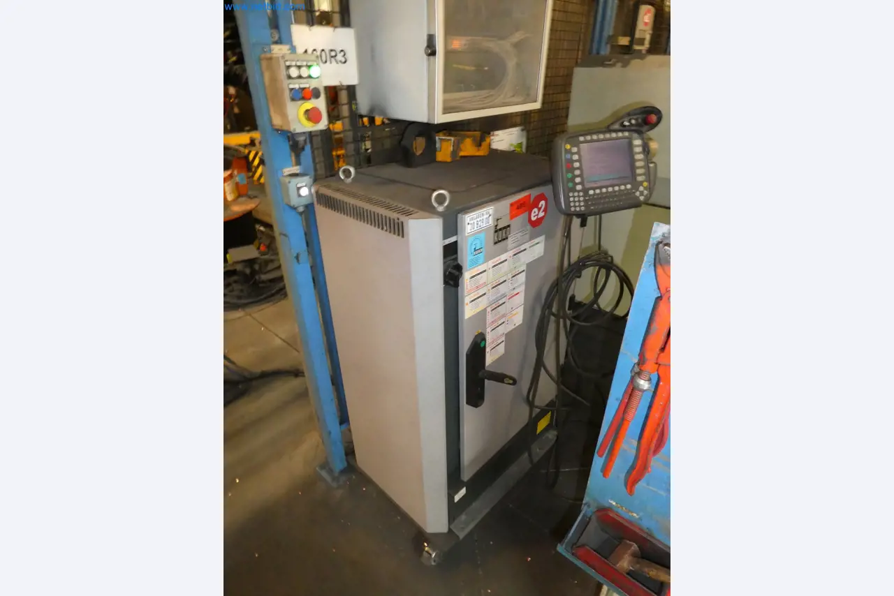 Robots, welding equipment and assembly accessories from the automotive industry-35