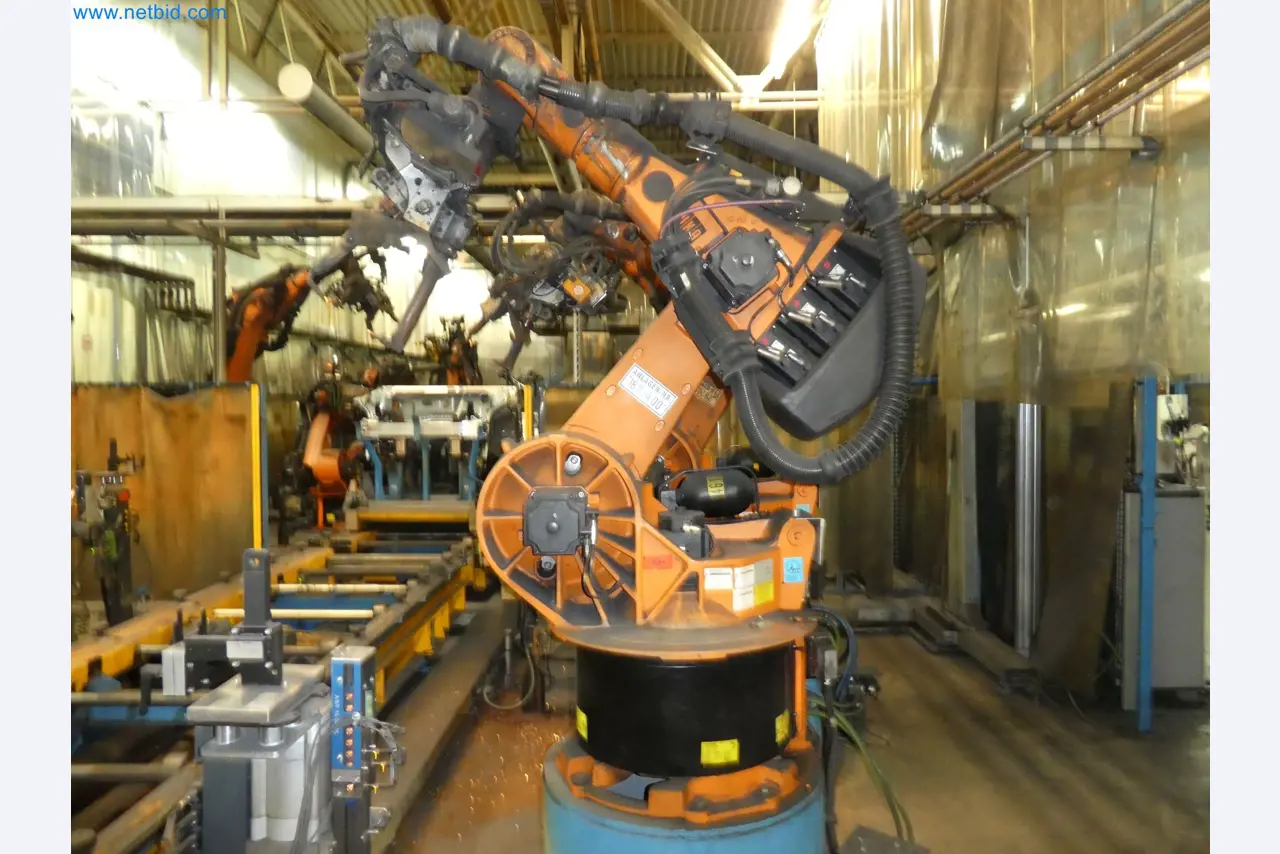 Robots, welding equipment and assembly accessories from the automotive industry-45