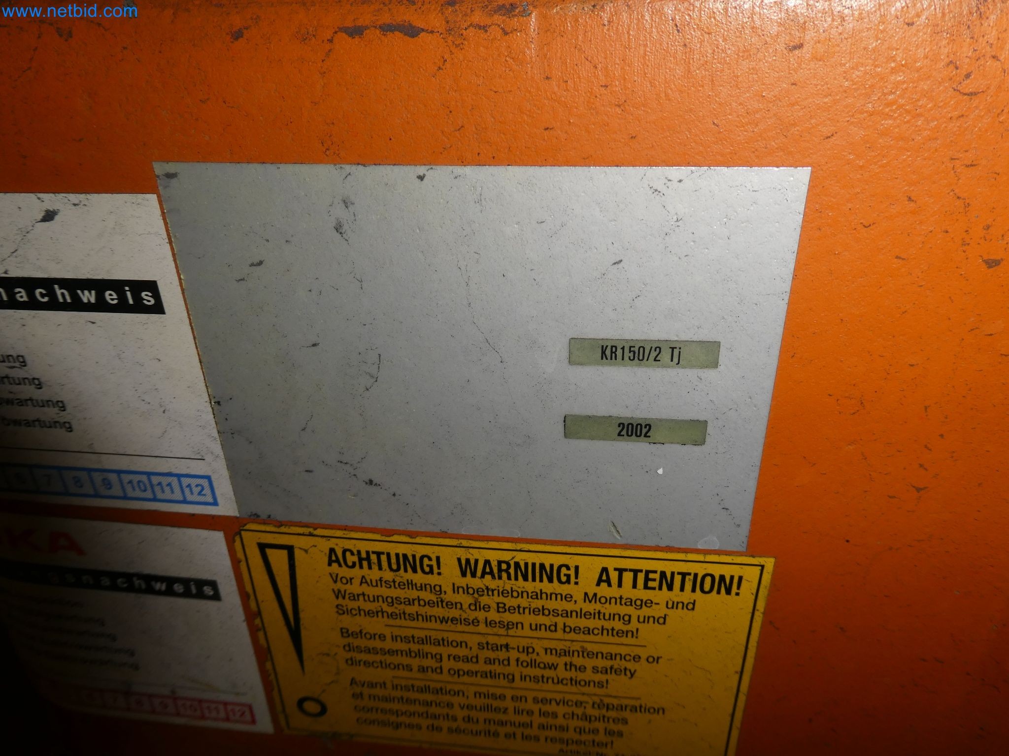 Robots, welding equipment and assembly accessories from the automotive industry-46