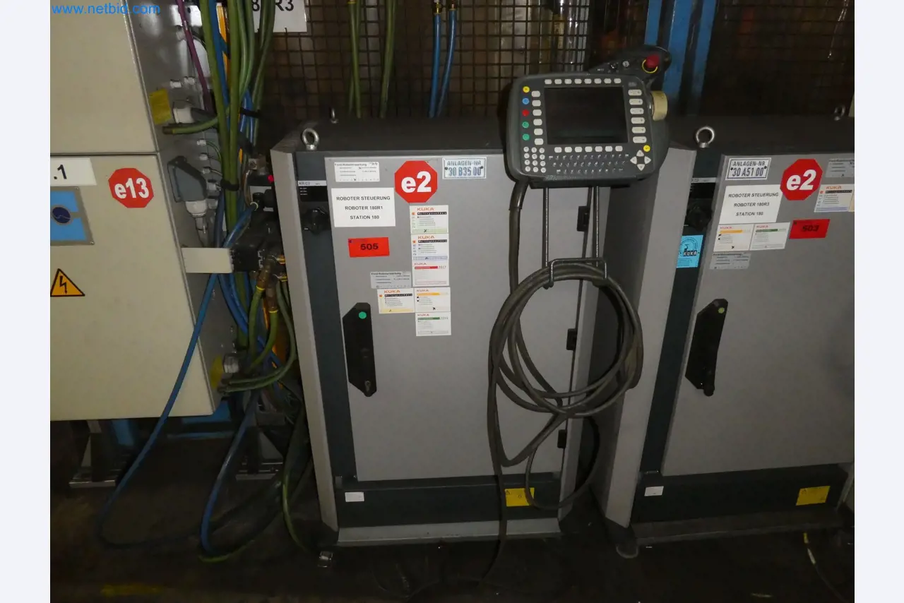 Robots, welding equipment and assembly accessories from the automotive industry-53