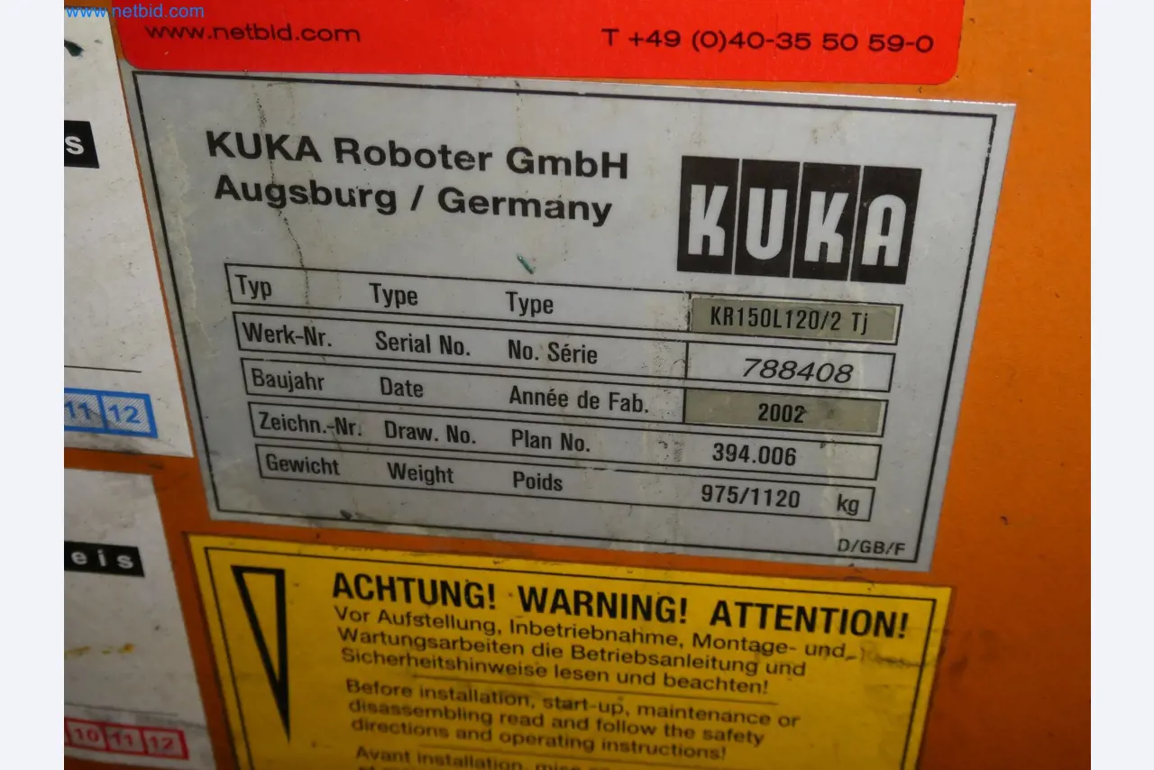 Robots, welding equipment and assembly accessories from the automotive industry-61