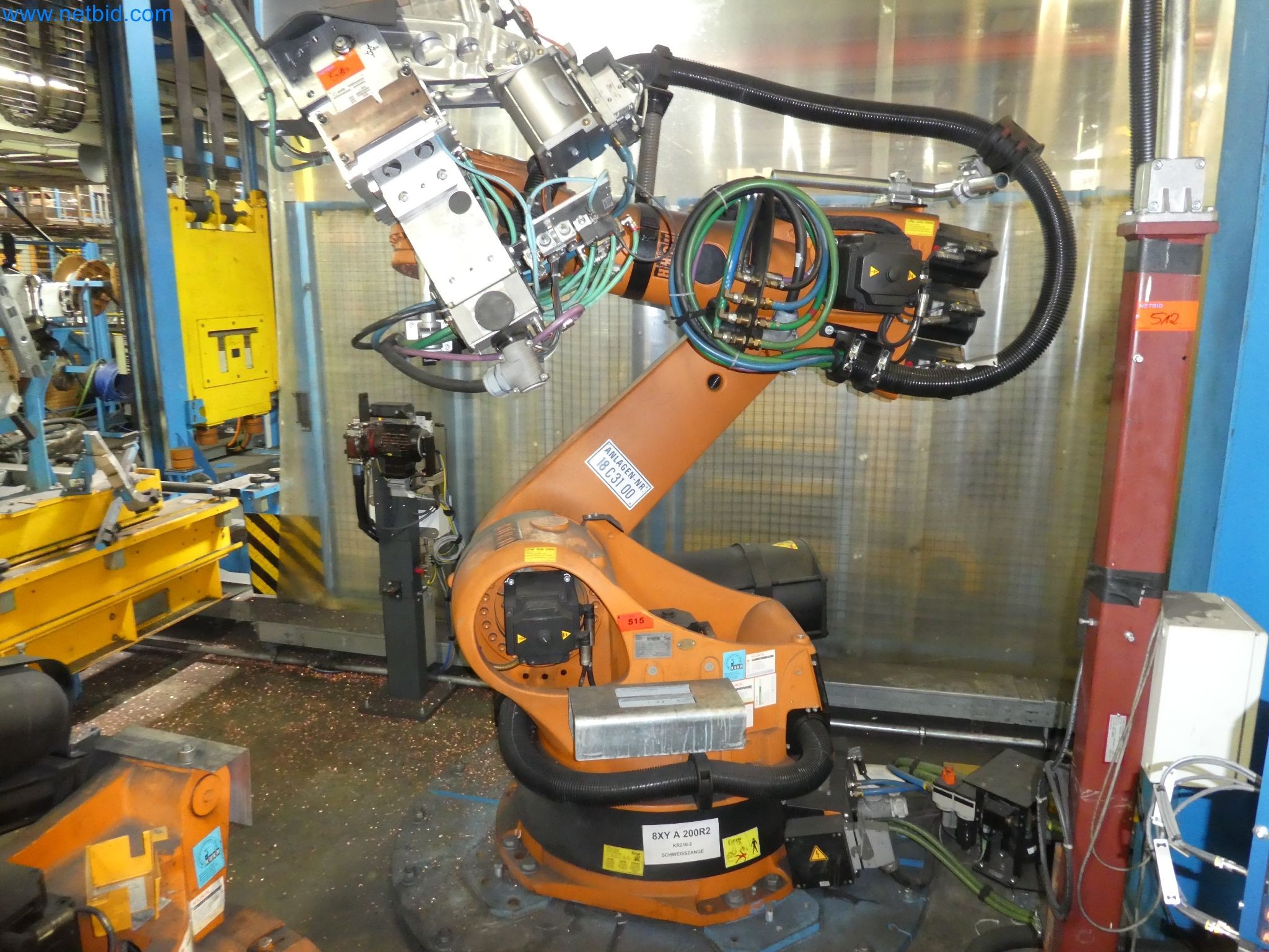 Robots, welding equipment and assembly accessories from the automotive industry-63