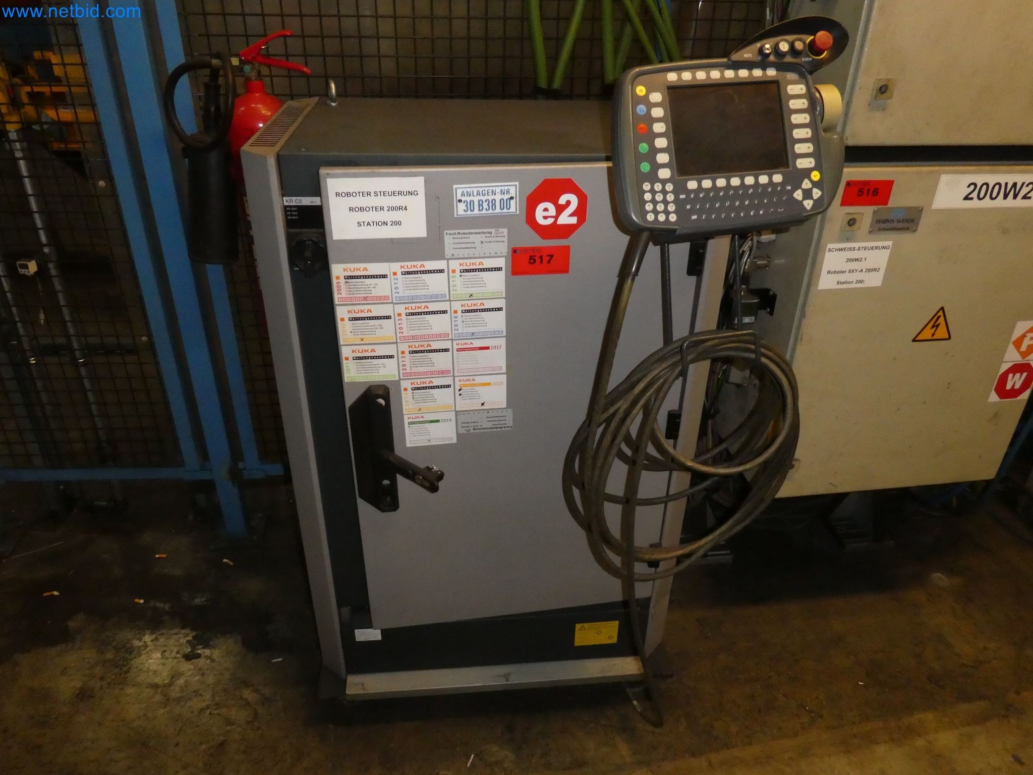 Robots, welding equipment and assembly accessories from the automotive industry-68