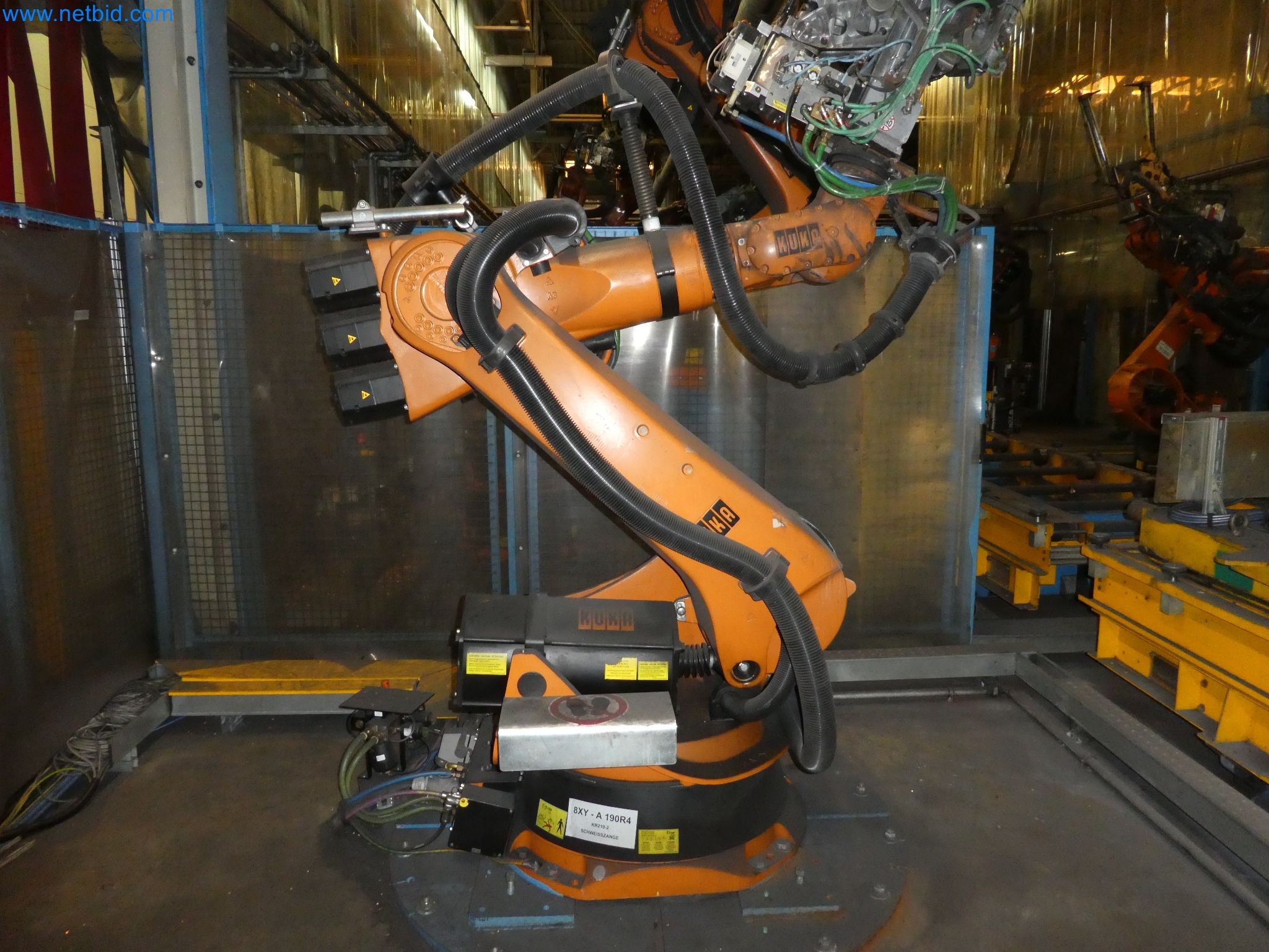 Robots, welding equipment and assembly accessories from the automotive industry-72