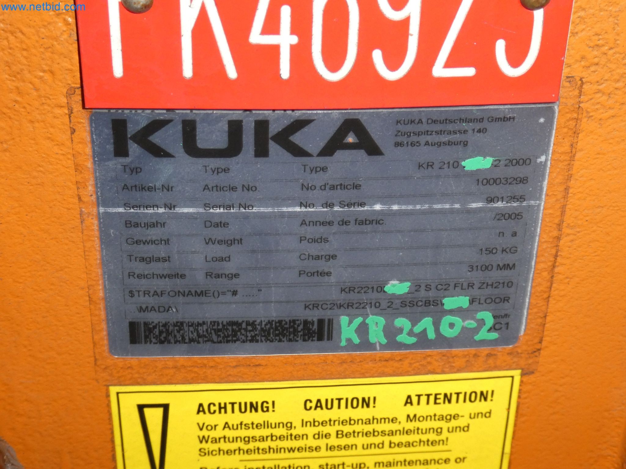 Robots, welding equipment and assembly accessories from the automotive industry-73