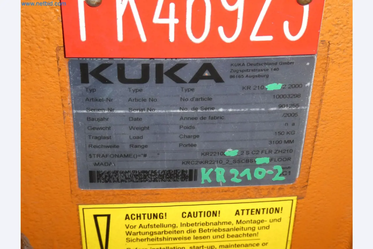 Robots, welding equipment and assembly accessories from the automotive industry-73