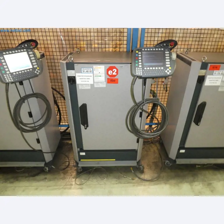 Robots, welding equipment and assembly accessories from the automotive industry-74