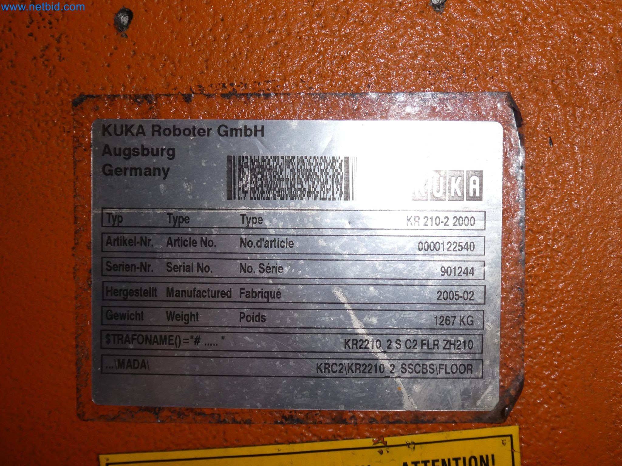 Robots, welding equipment and assembly accessories from the automotive industry-76