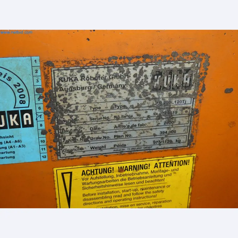 Robots, welding equipment and assembly accessories from the automotive industry-82