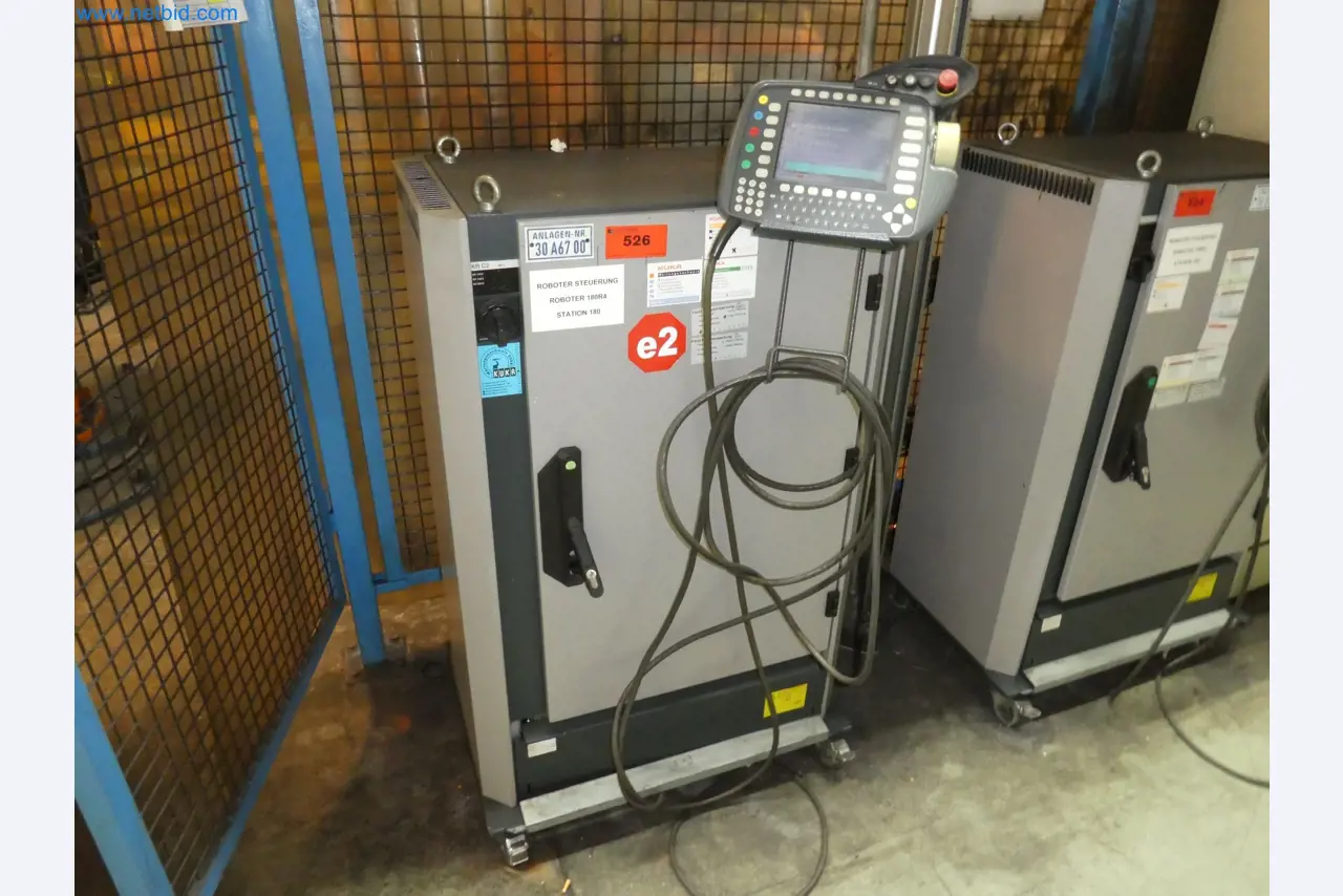 Robots, welding equipment and assembly accessories from the automotive industry-83