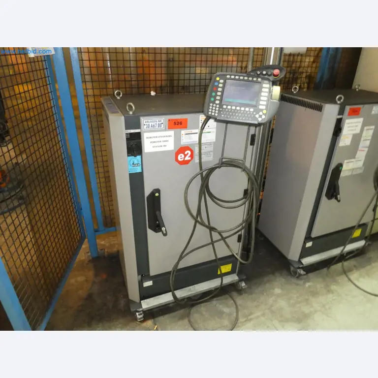 Robots, welding equipment and assembly accessories from the automotive industry-83