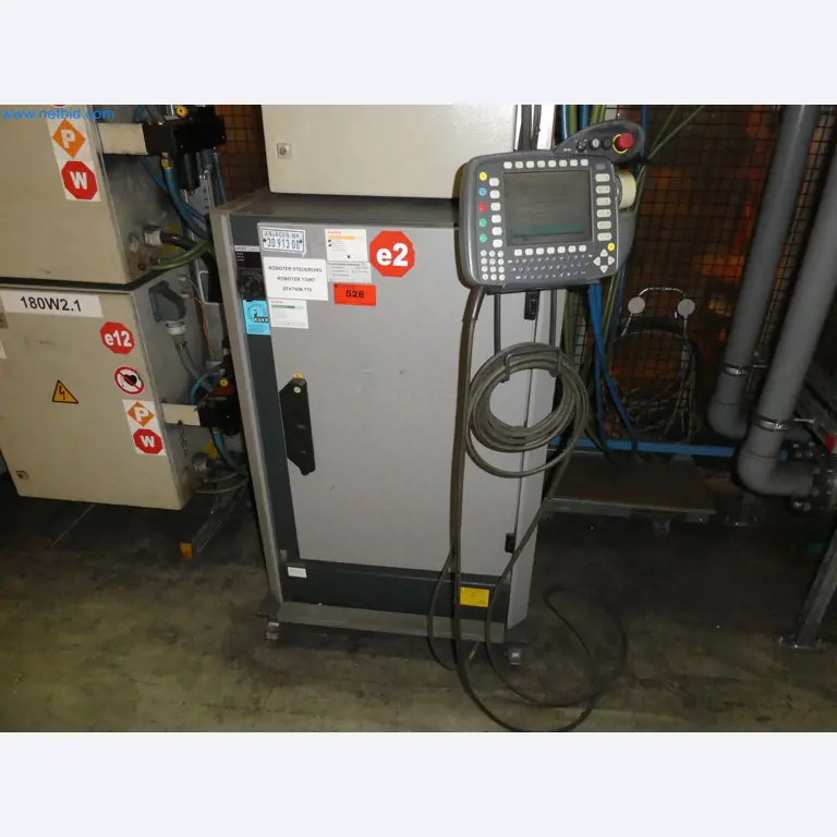 Robots, welding equipment and assembly accessories from the automotive industry-86