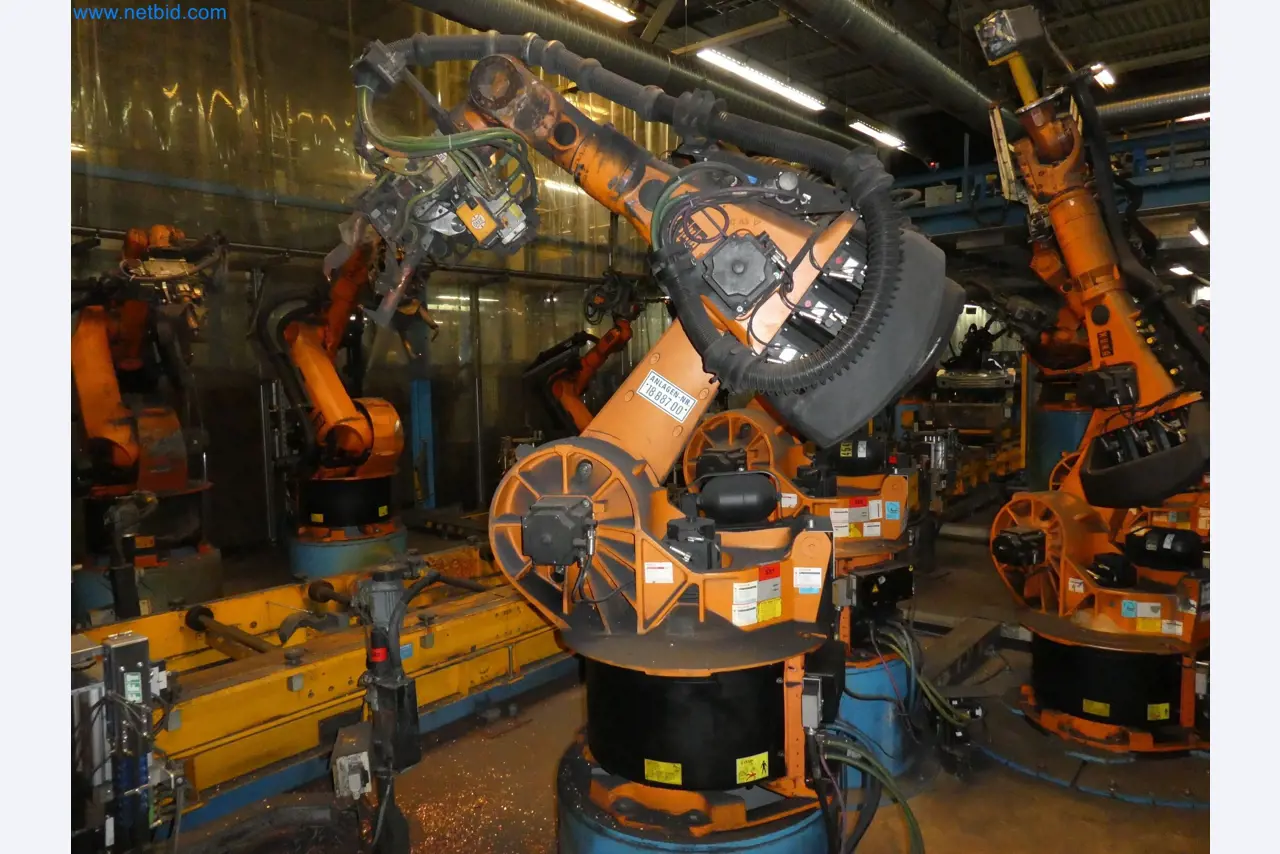 Robots, welding equipment and assembly accessories from the automotive industry-90