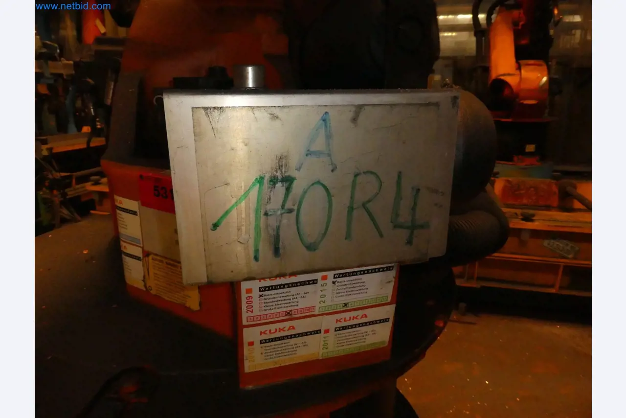 Robots, welding equipment and assembly accessories from the automotive industry-92