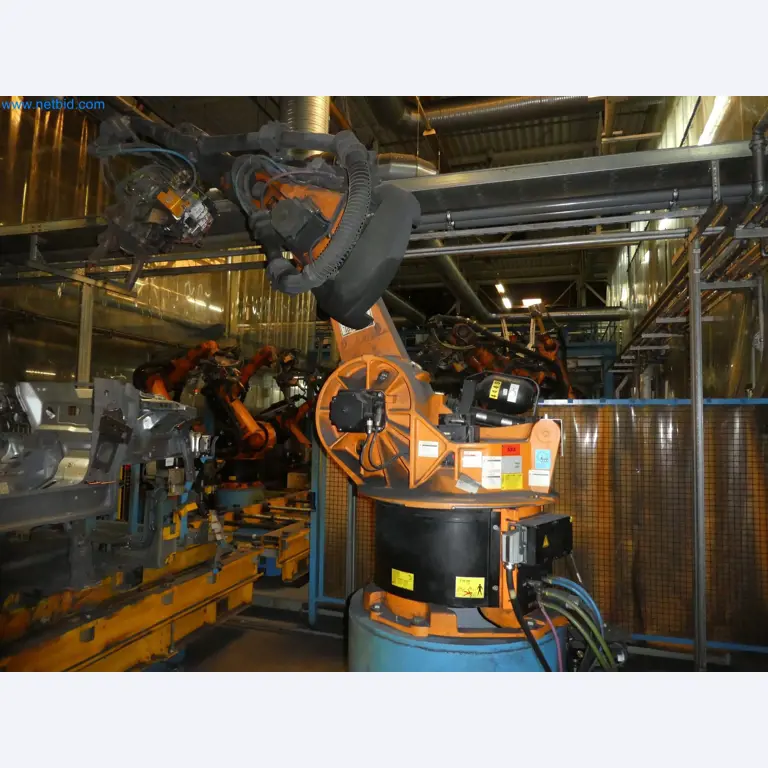 Robots, welding equipment and assembly accessories from the automotive industry-94