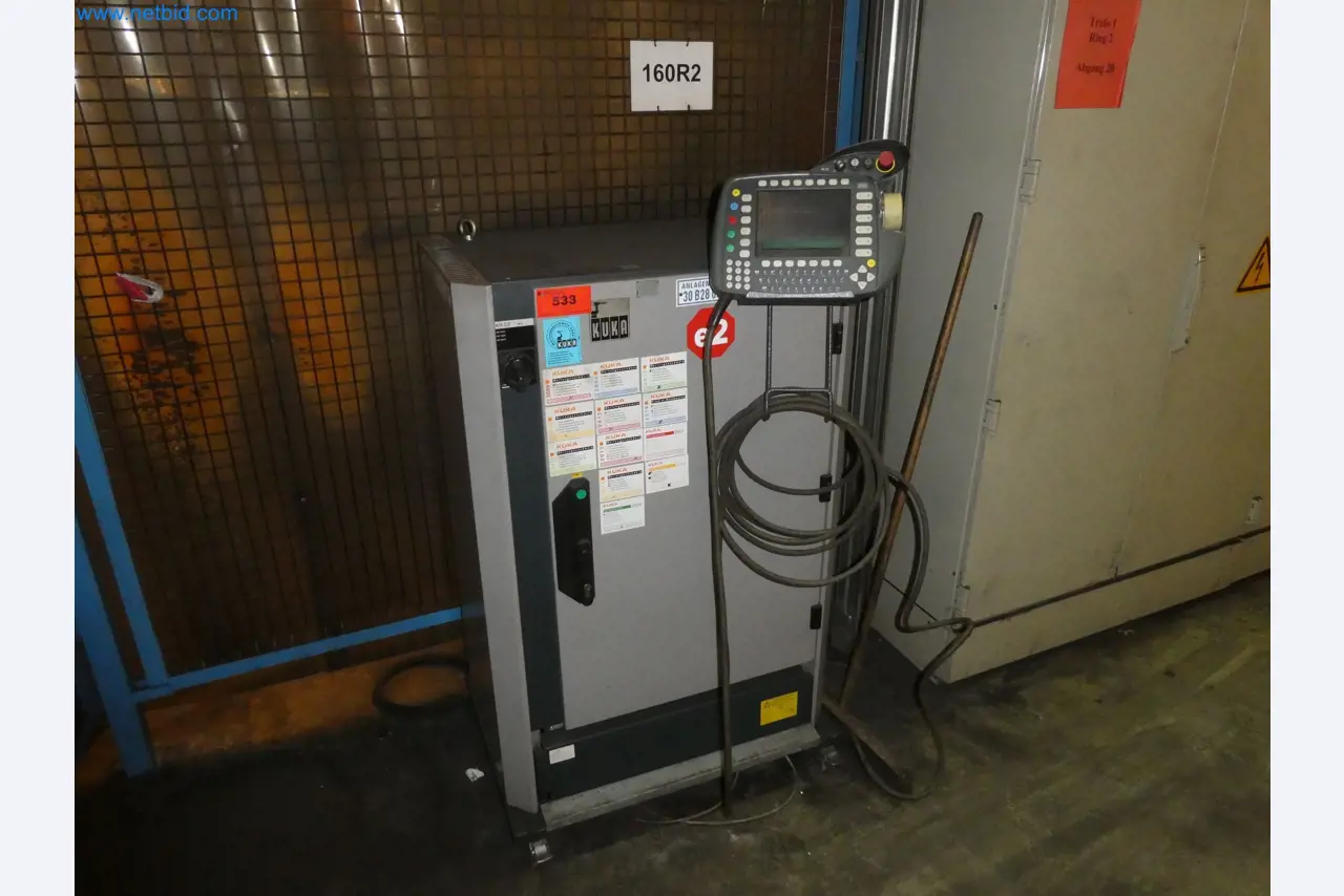 Robots, welding equipment and assembly accessories from the automotive industry-96