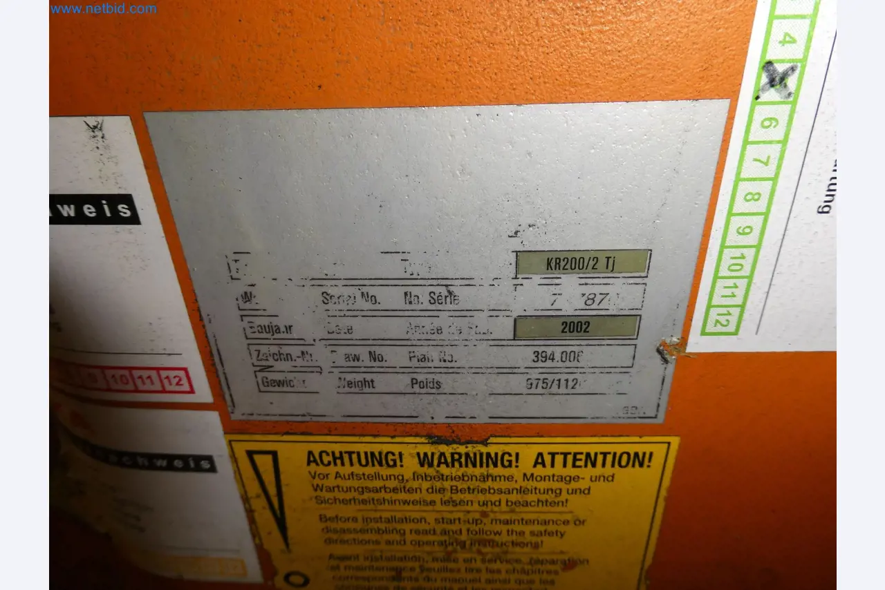 Robots, welding equipment and assembly accessories from the automotive industry-9