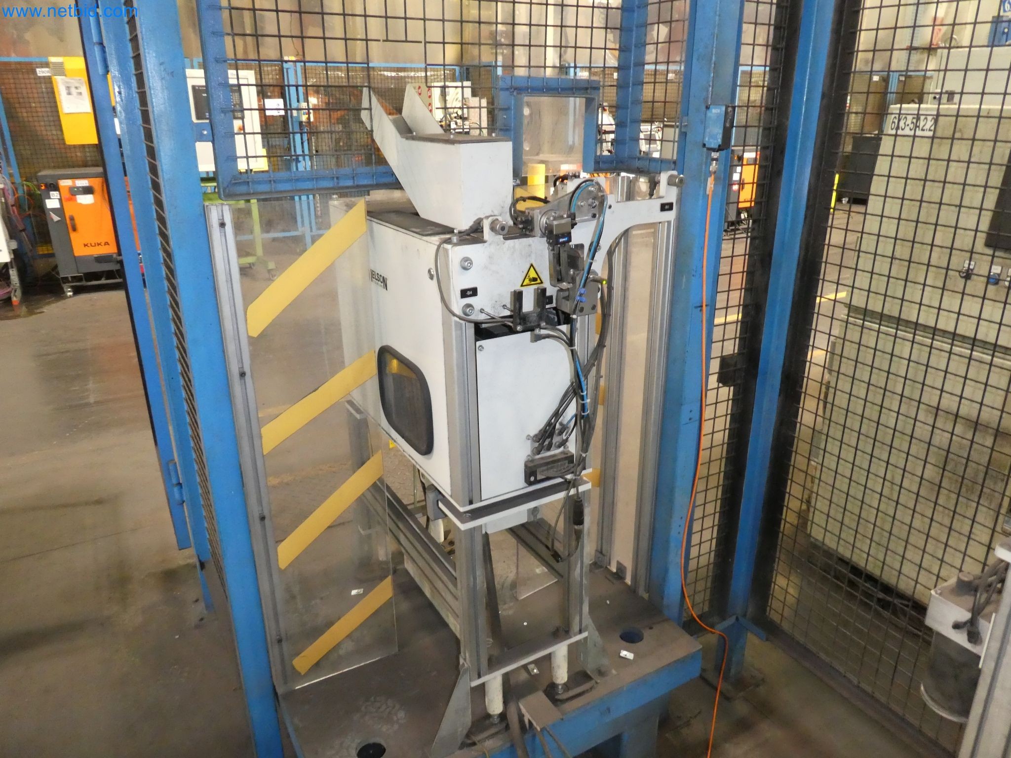 Robots, equipos de soldadura y accesorios de montaje de la industria del automóvil-3