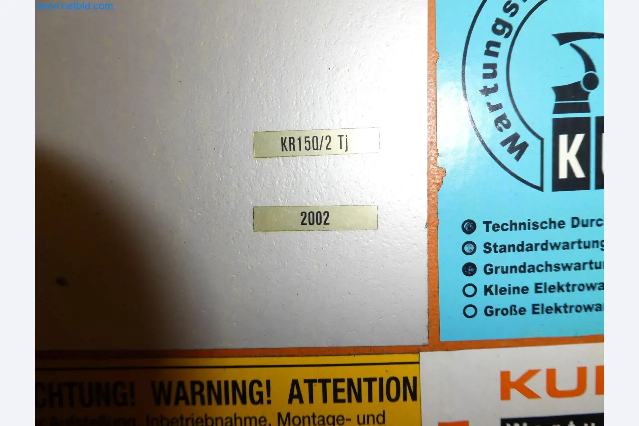 Robots, welding equipment and assembly accessories from the automotive industry-103