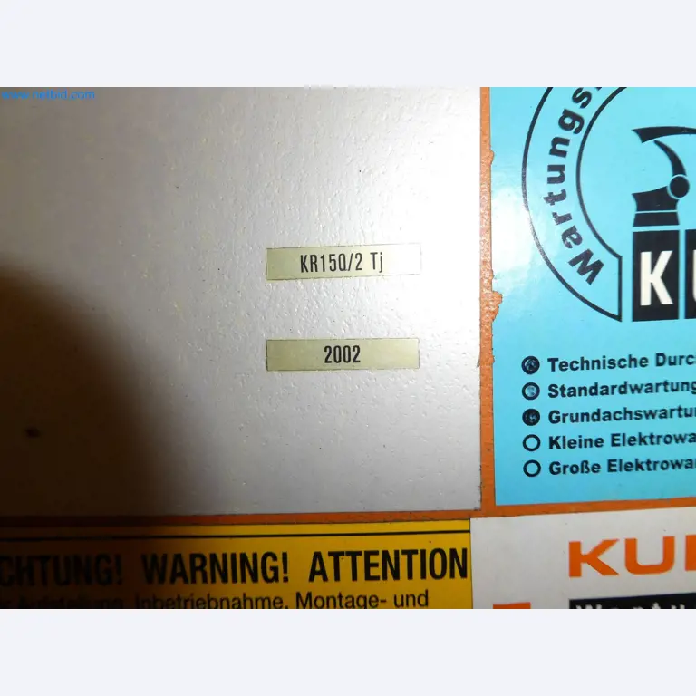 Robots, welding equipment and assembly accessories from the automotive industry-103