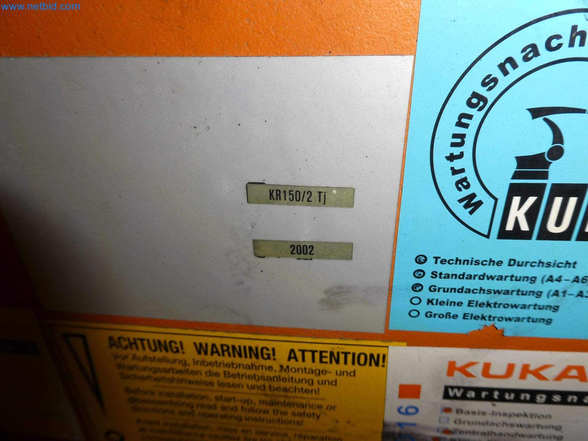 Robots, welding equipment and assembly accessories from the automotive industry-105