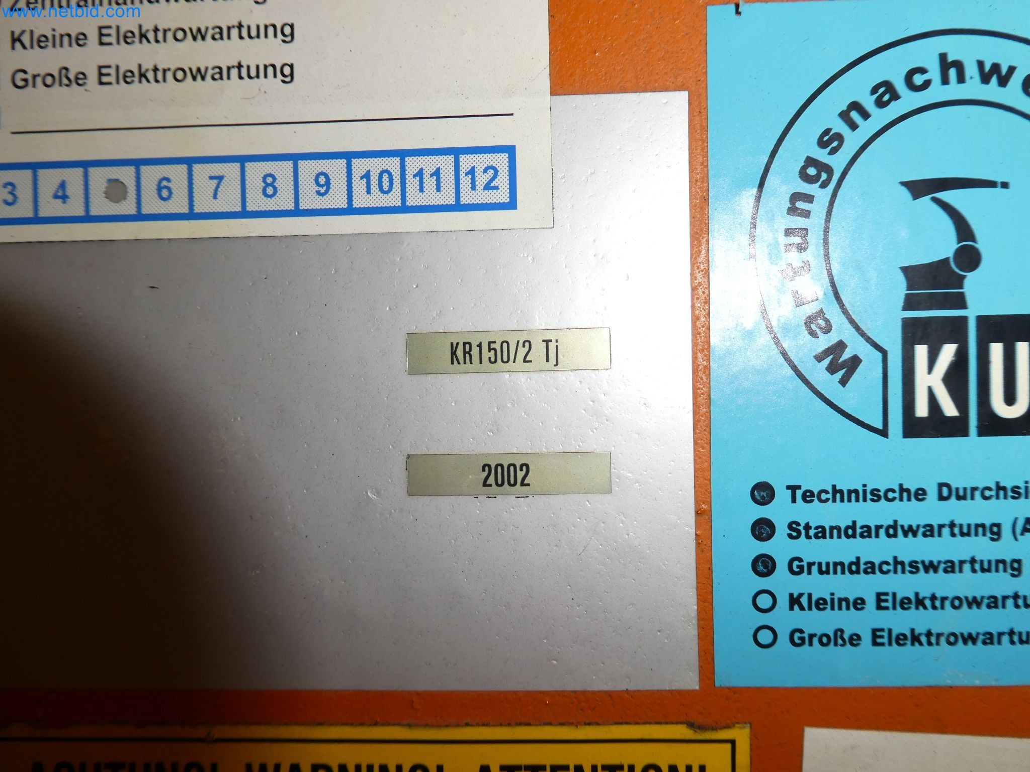 Robots, welding equipment and assembly accessories from the automotive industry-109