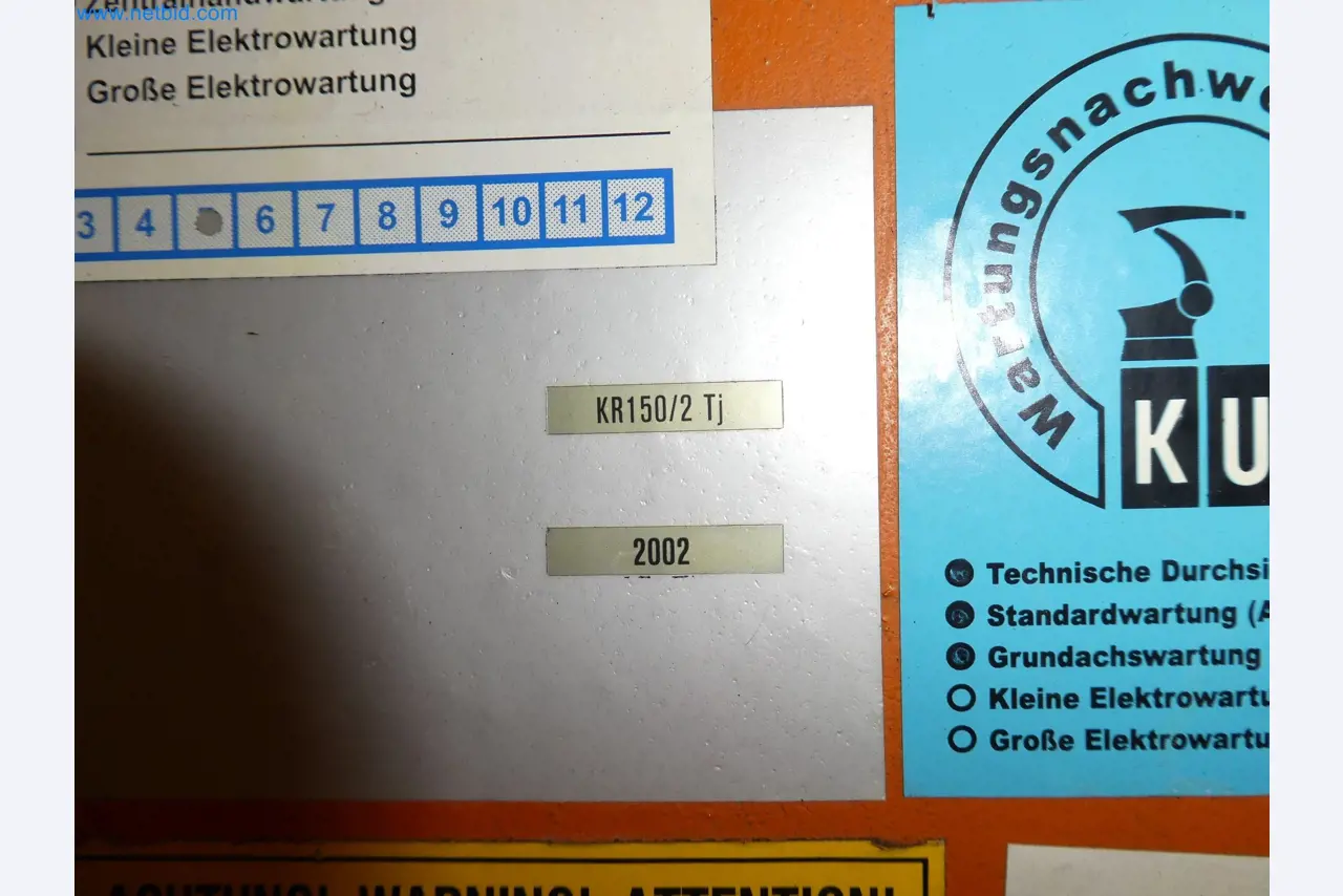 Robots, welding equipment and assembly accessories from the automotive industry-109