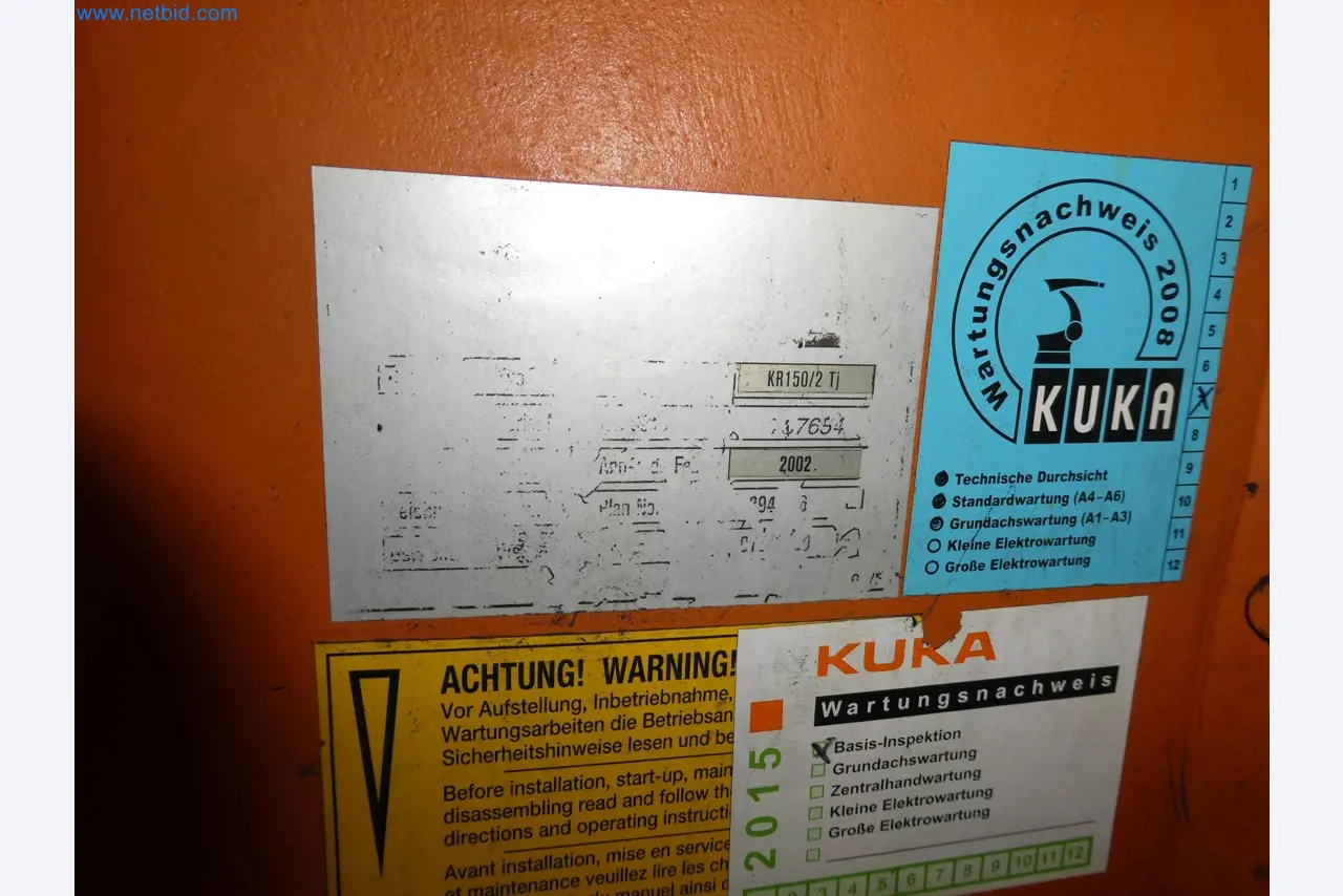 Robots, welding equipment and assembly accessories from the automotive industry-117